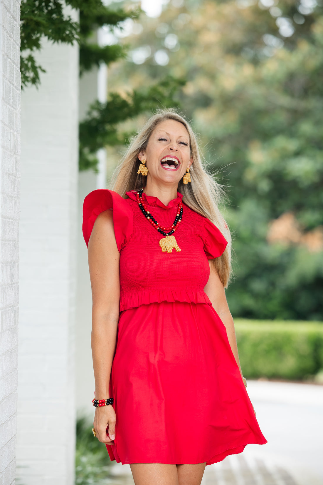Black and Red Jade Double with Bulldog Medallion