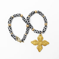 Black & White African Glass with Kait Cross