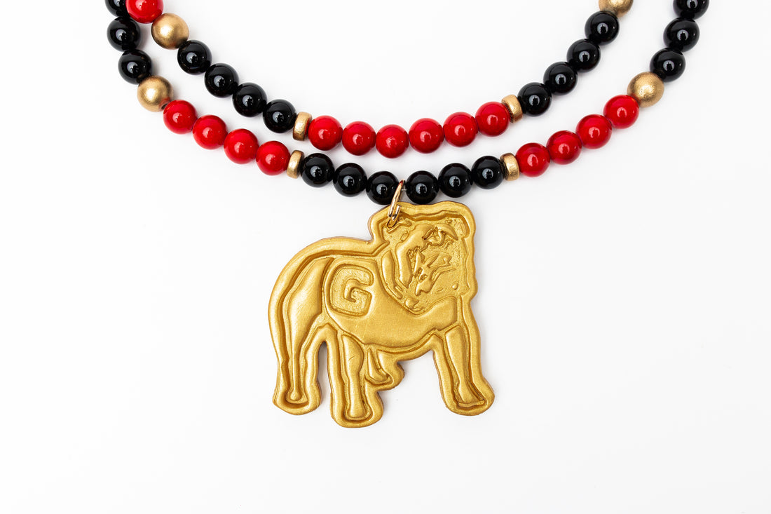 Black and Red Jade Double with Bulldog Medallion