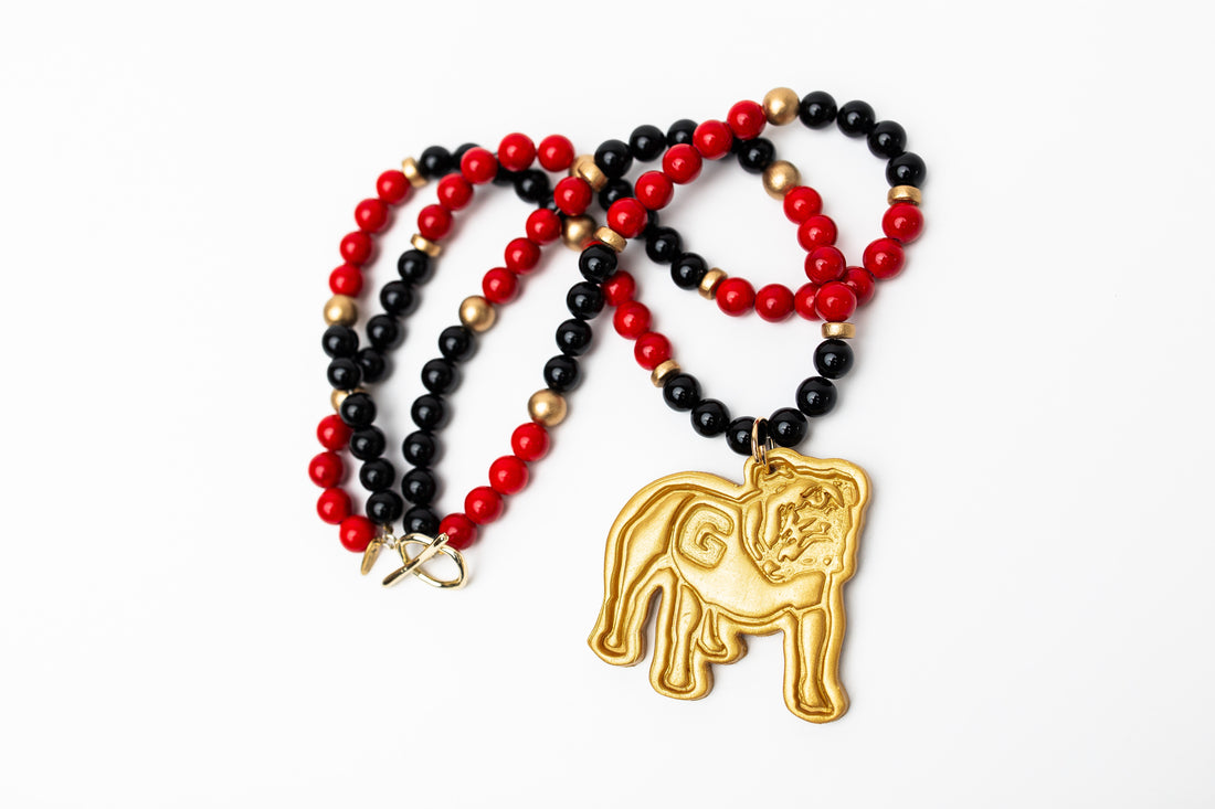 Black and Red Jade Double with Bulldog Medallion