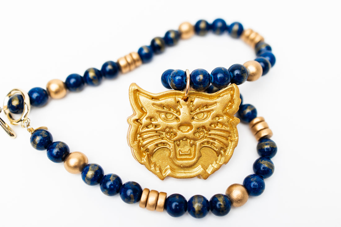 Blue Gold Leafed Jade with Wildcat