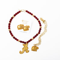 Crimson Jade with A Medallion
