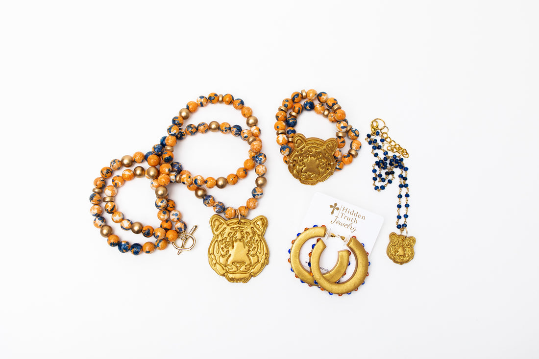 Blue Jade Chain with Tiger Face