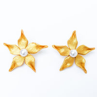 Stargazer Lily & Pearl Studs