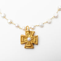 Freshwater Pearl Chain with Anna Pearl Cross