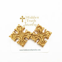 Christy Studs