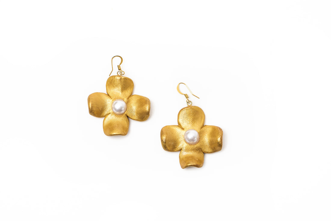 Dogwood Pearl Dangles