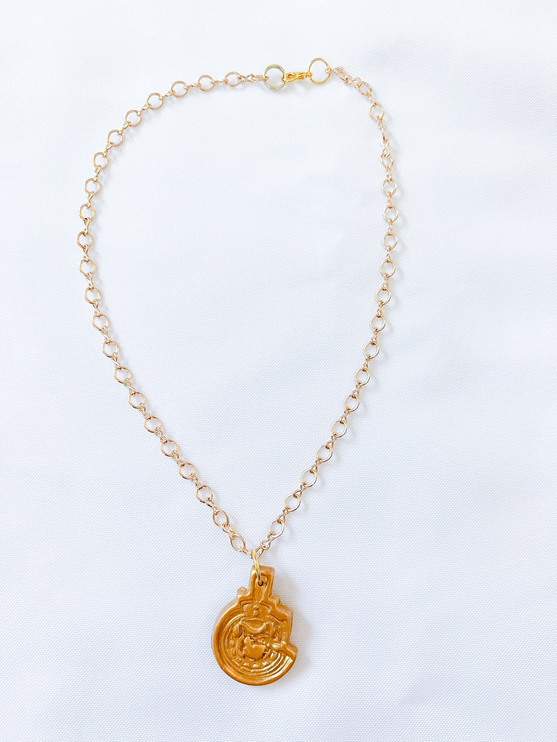 Gold Plated Figure 8 Chain with Military Bulldog