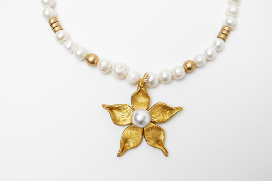 Freshwater Pearls with Pearl Stargazer Lily