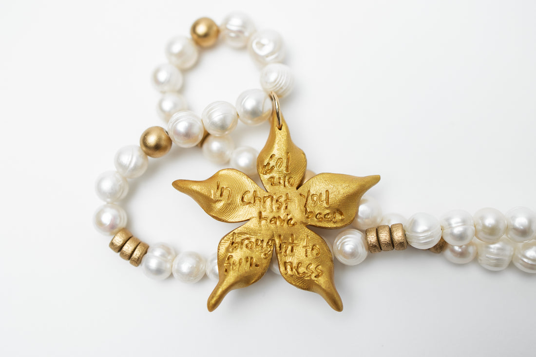 Freshwater Pearls with Pearl Stargazer Lily