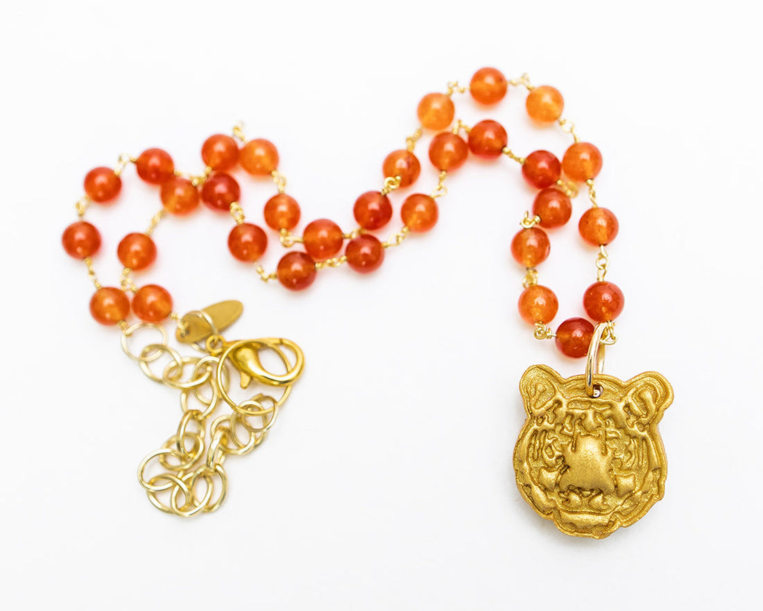 Dark Orange with Small Tiger Face