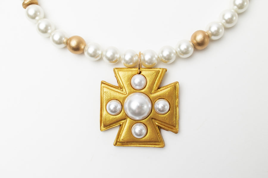 18" Pearls with 5 Pearl Cross