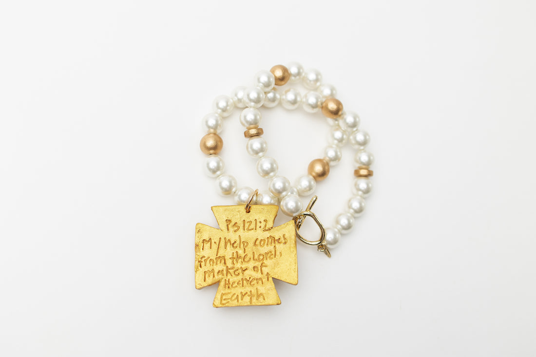 18" Pearls with 5 Pearl Cross