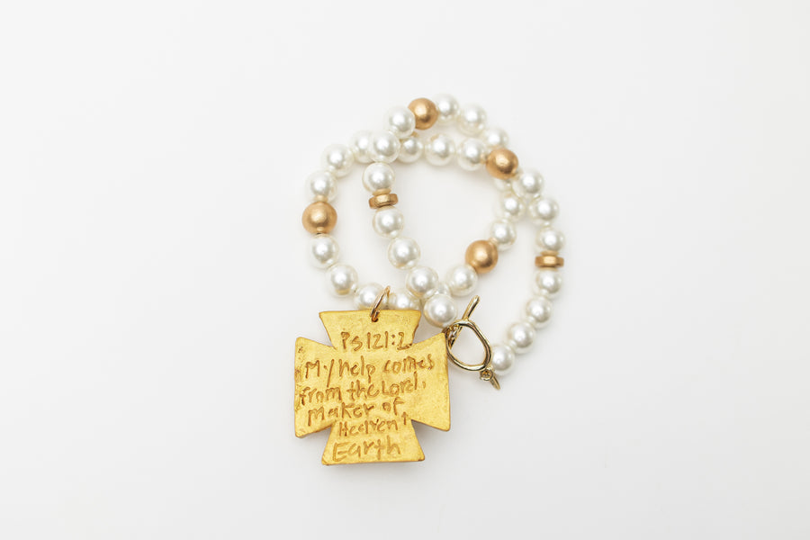 18" Pearls with 5 Pearl Cross
