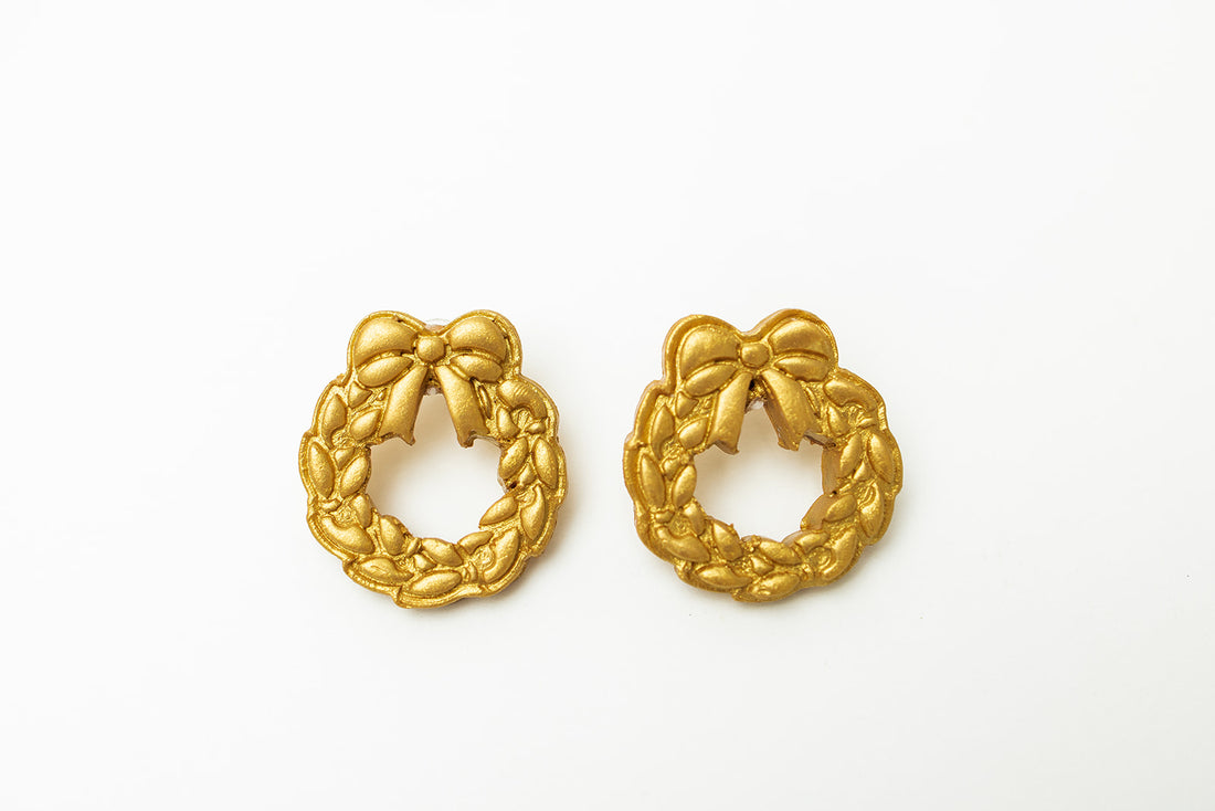 Wreath Studs
