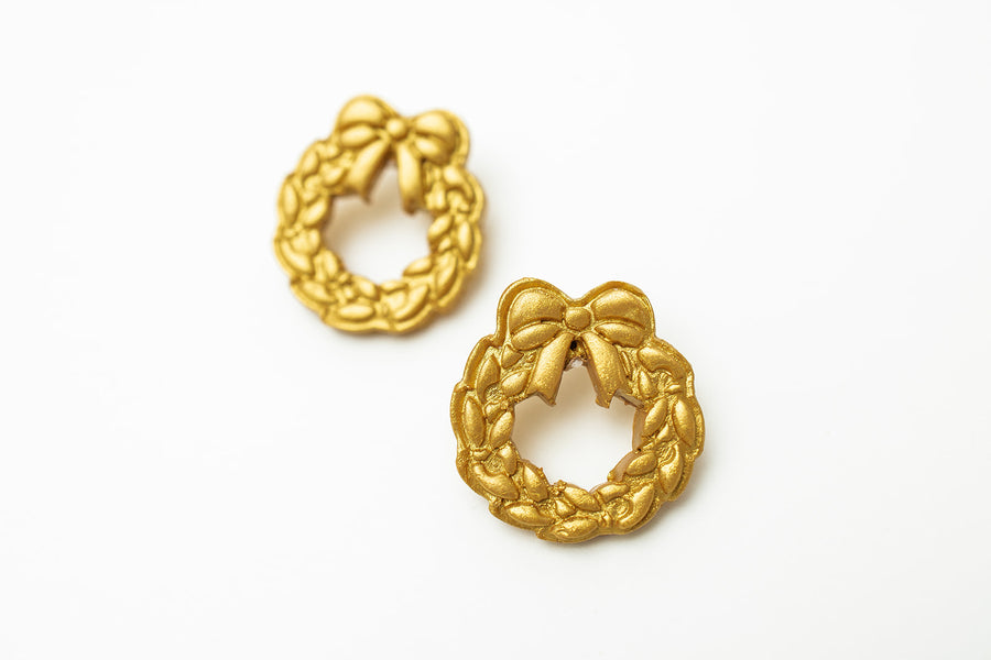 Wreath Studs