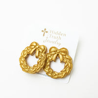 Wreath Studs