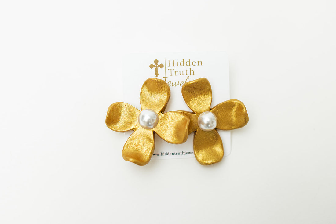 Large Dogwood & Pearl Stud Earrings