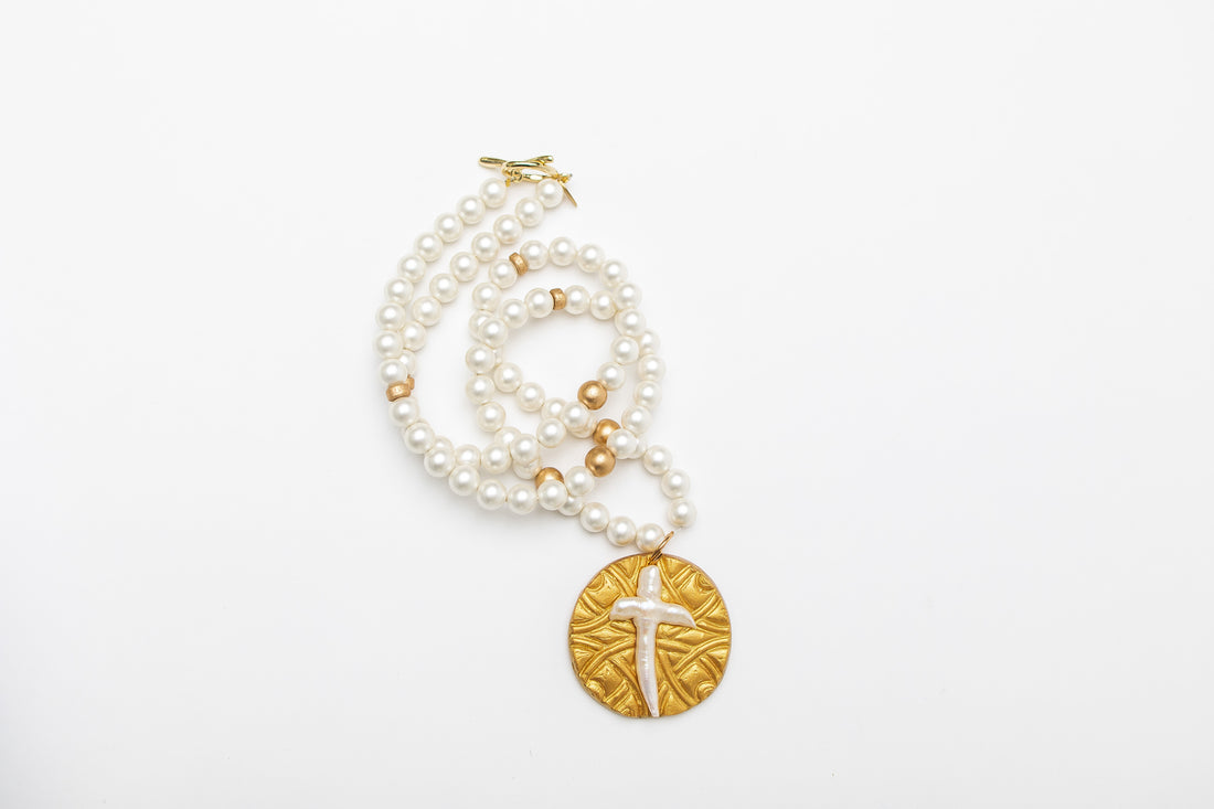 Shell Pearl with Pearl Cross