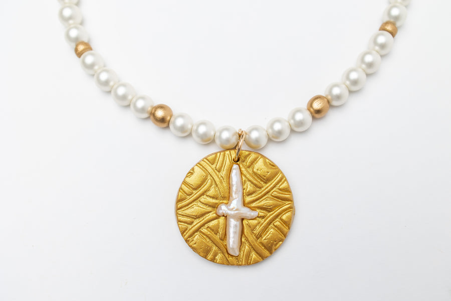 Shell Pearl with Pearl Cross