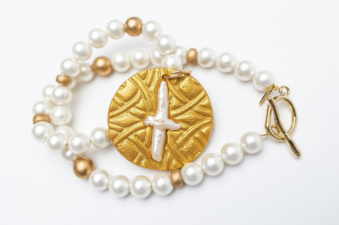 Shell Pearl with Pearl Cross