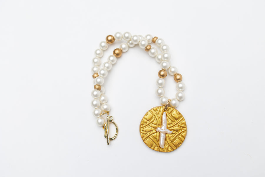 Shell Pearl with Pearl Cross