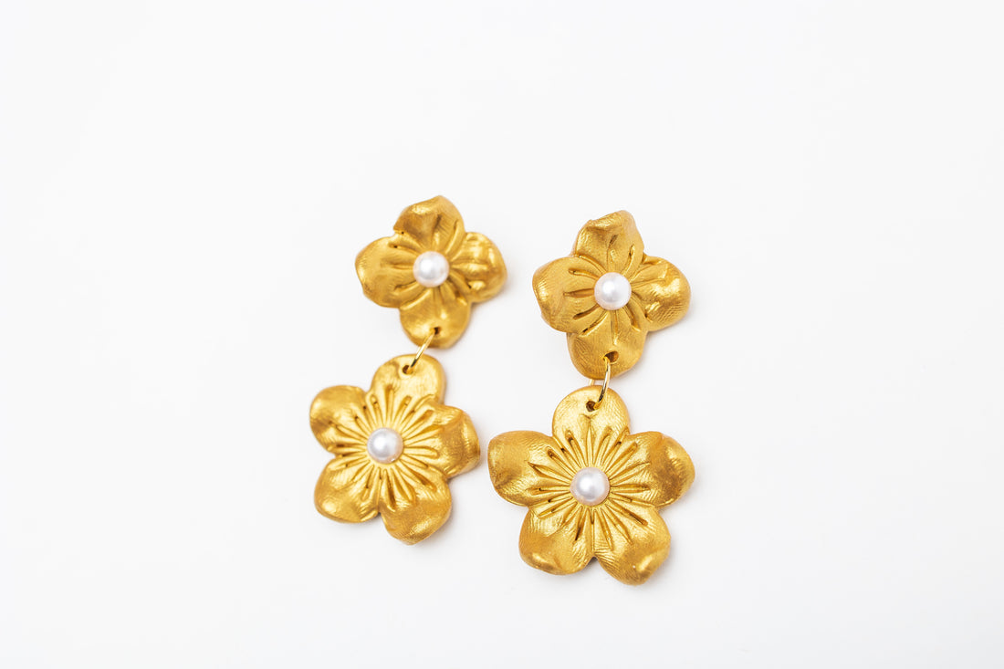 Gardenia Pearl Dangles