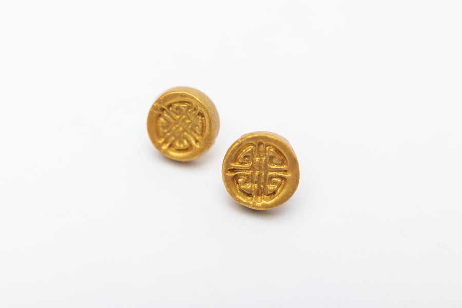 Deborah Studs