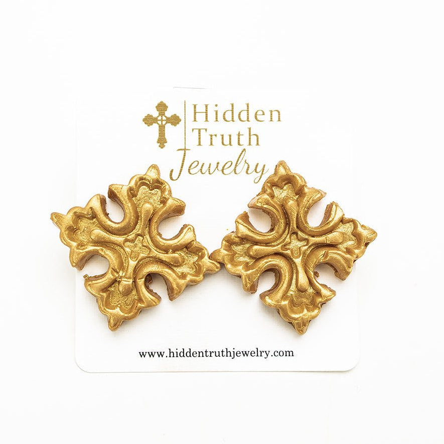 Christy Studs