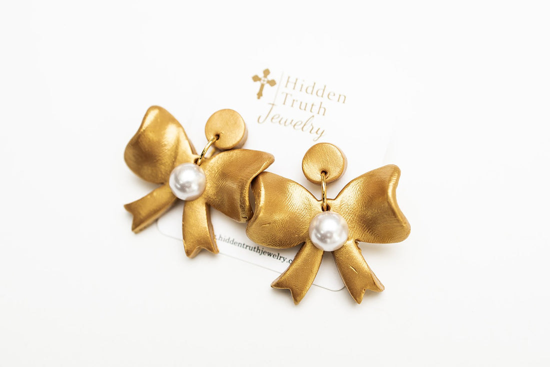 Bow Pearl Dangles