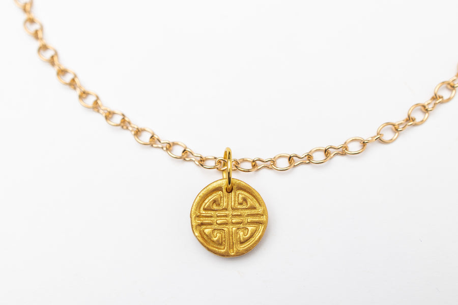 Gold Figure 8 Chain with Deborah