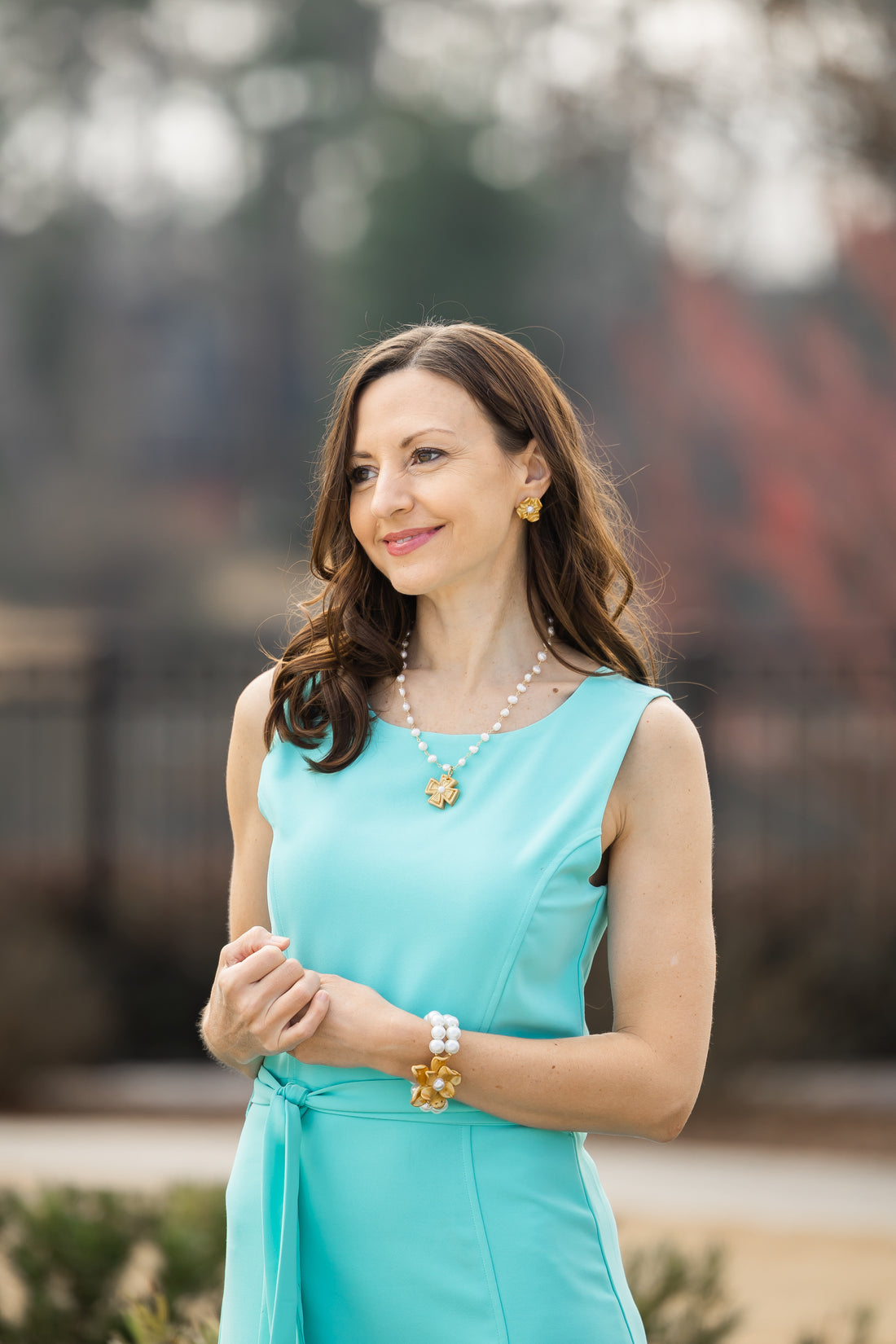 Freshwater Pearl Chain with Anna Pearl Cross