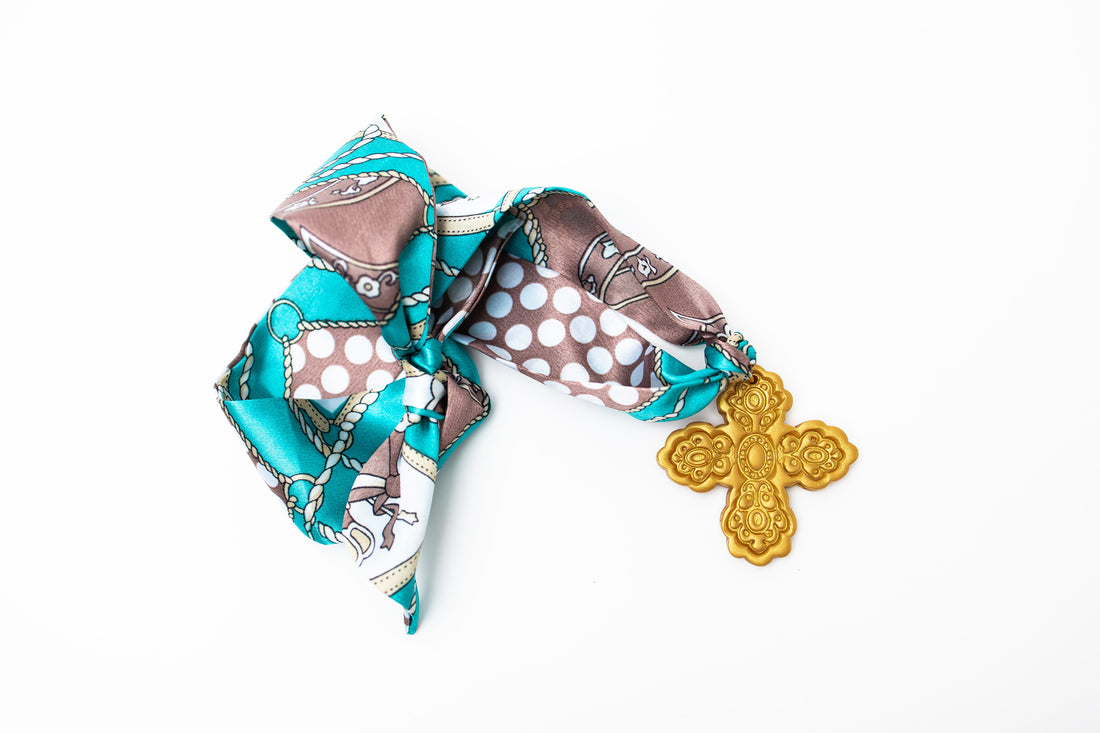 Teal Scarf with Susie Cross