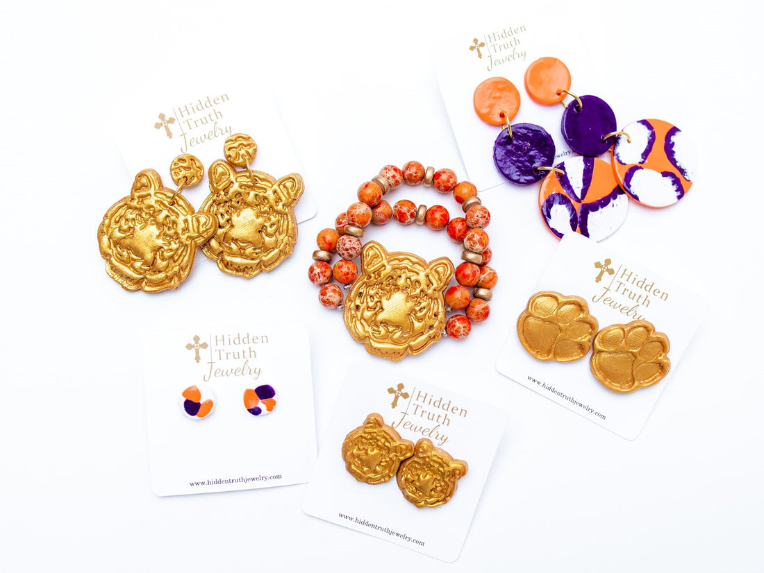 Tiger Studs
