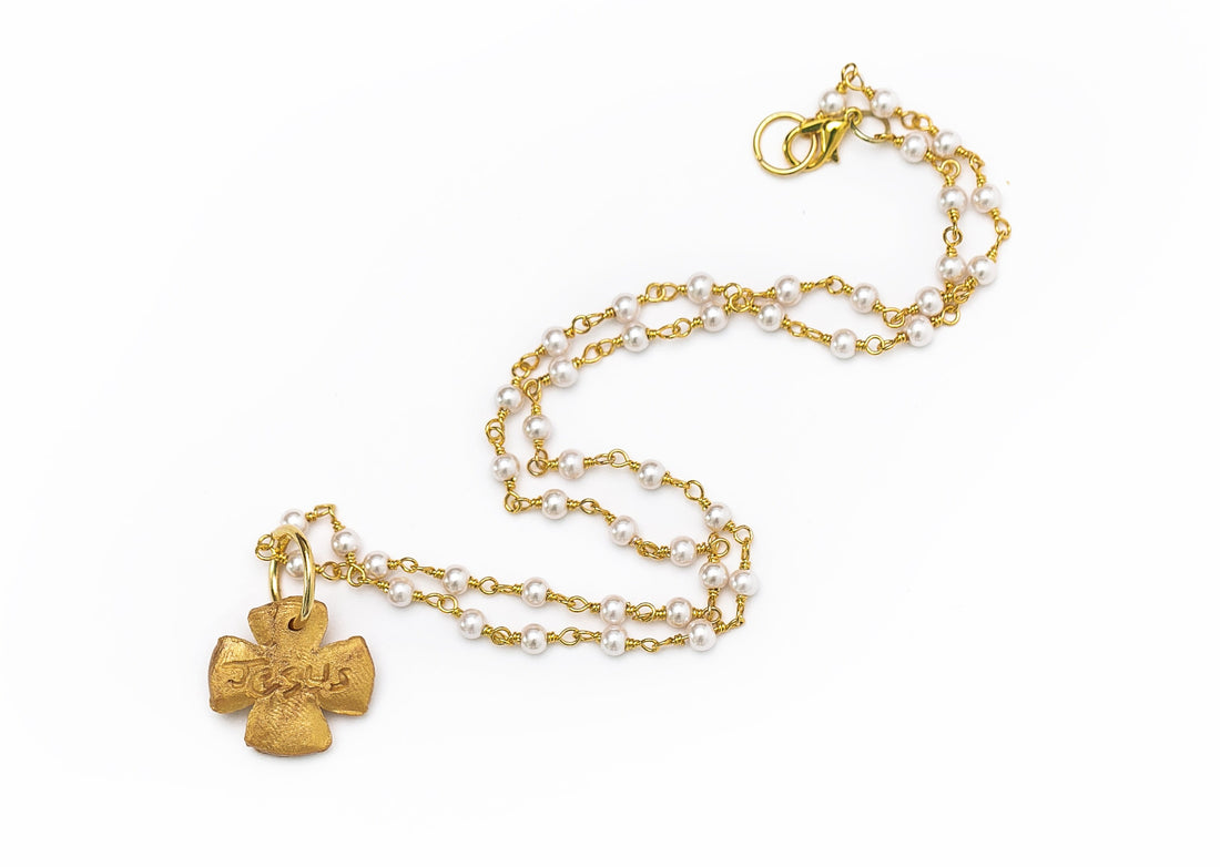 Pearl Chain with Julia Cross