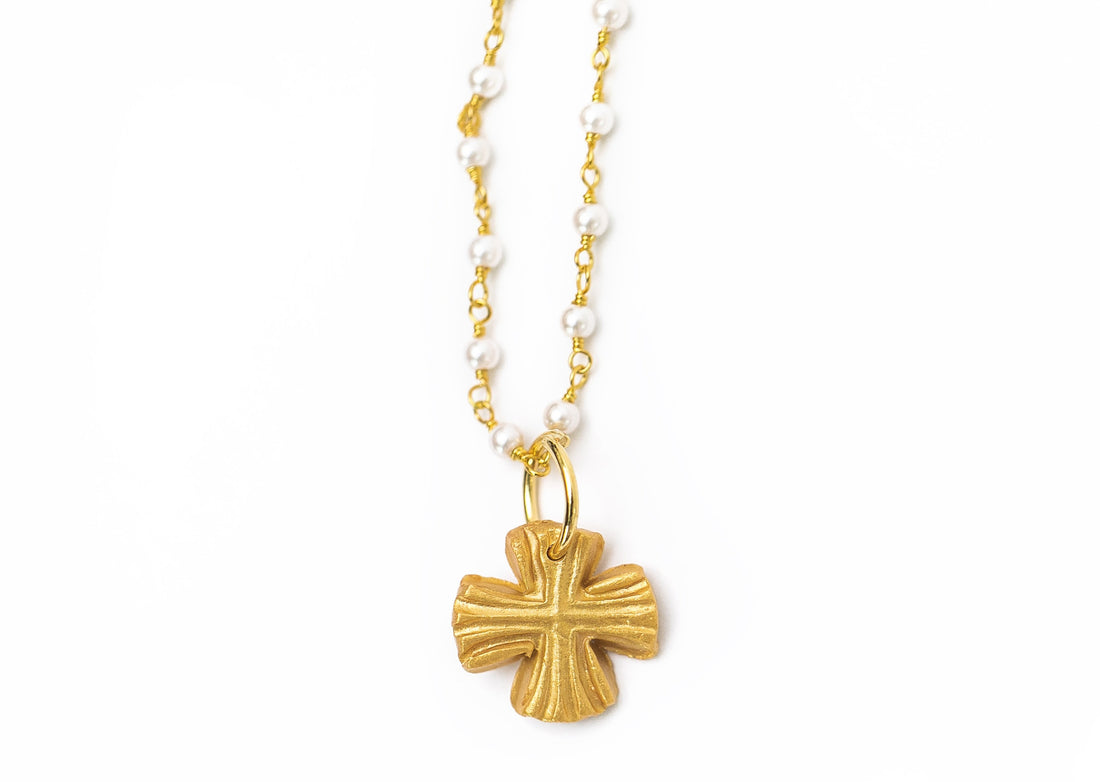 Pearl Chain with Julia Cross