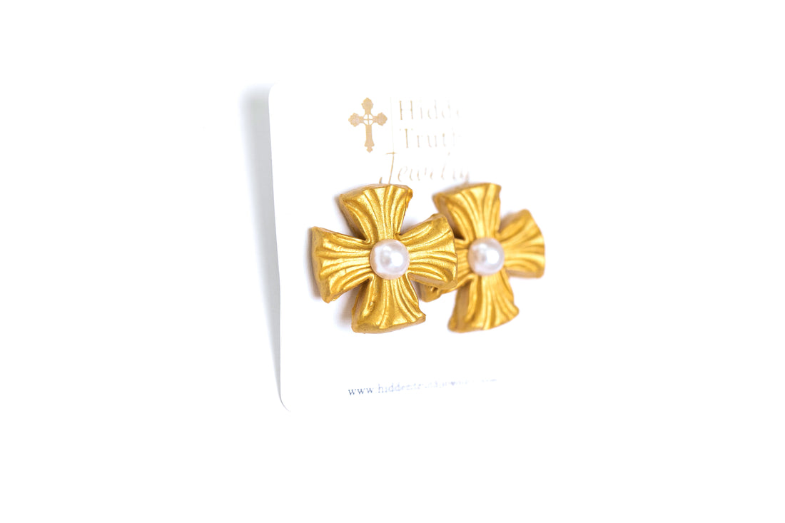 Julia with Pearl Stud Earrings