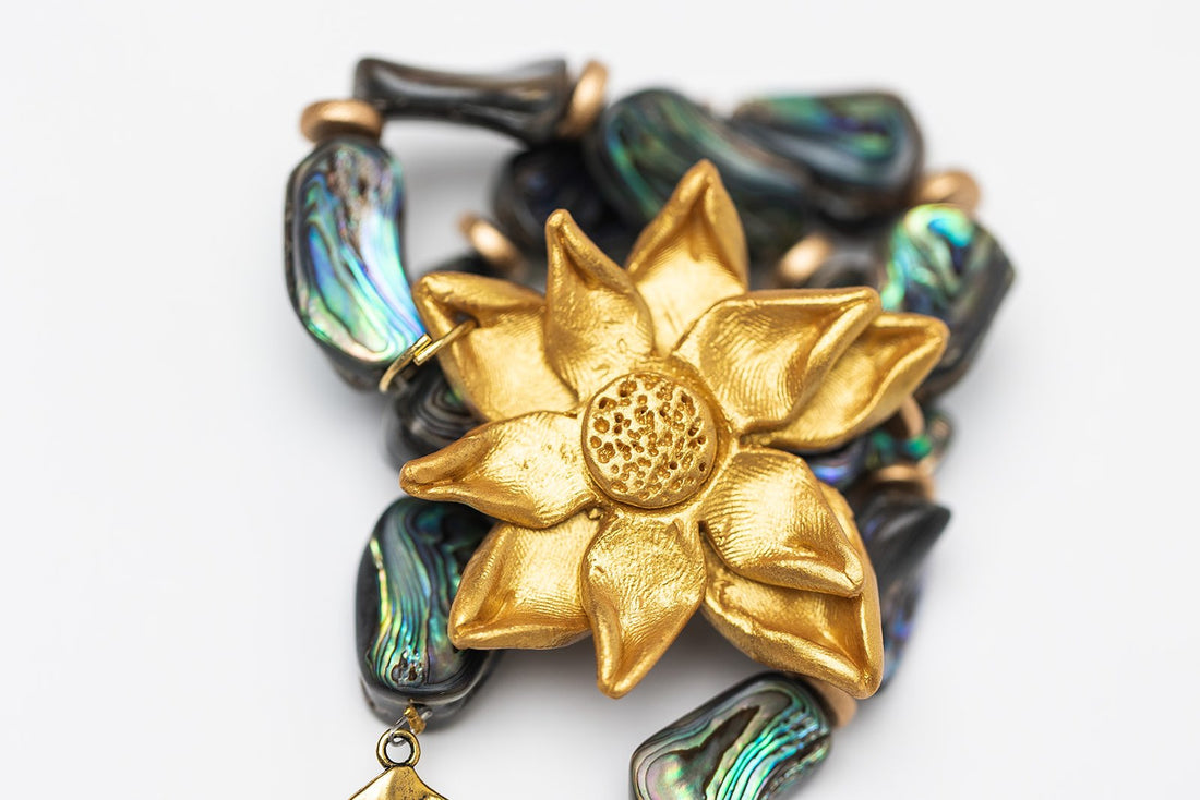 Abalone Shell with Double Stargazer Lily