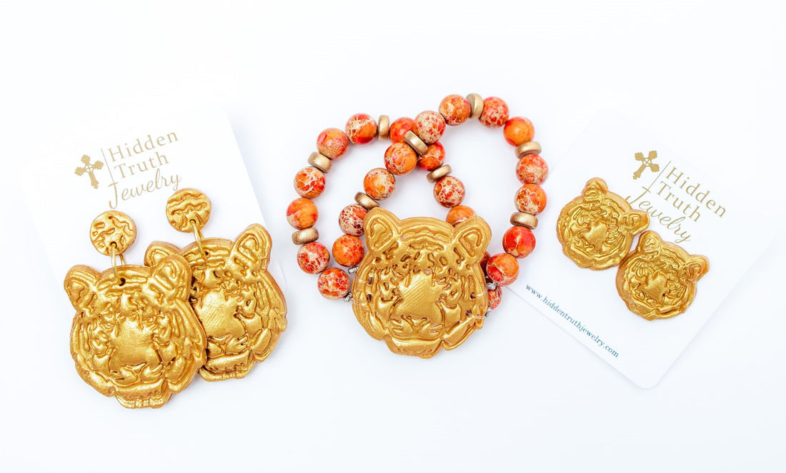 Tiger Studs
